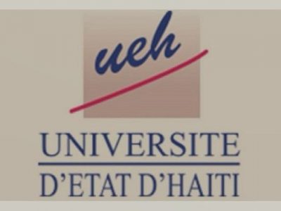 Haïti traverse en 2024 une crise aux multiples dimensions : instabilité politique, insécurité généralisée, effondrement économique et exode massif des compétences.
